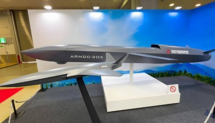 三菱重工公开无人作战平台,用击落歼-20画面刺激眼球,非常嚣张