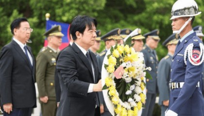 赖清德二访金门,高喊台澎金马寸土不让,紧接着台军万弹齐发