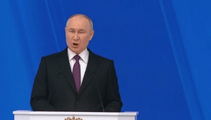 同意与普京见面了?六国向俄罗斯派兵,泽连斯基的态度终于变了,中方行动结束!