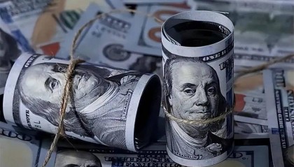 西方国家集体打压下,俄罗斯终于选边站,人民币帮了普京大忙