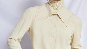 晚会前一天父母惨遭杀害，他含泪唱完歌曲后退圈，18年后重回舞台