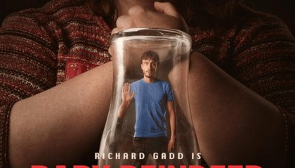 40000封大尺度邮件轰炸,却让普信男上瘾?网飞这部新剧火了,豆瓣8.6...